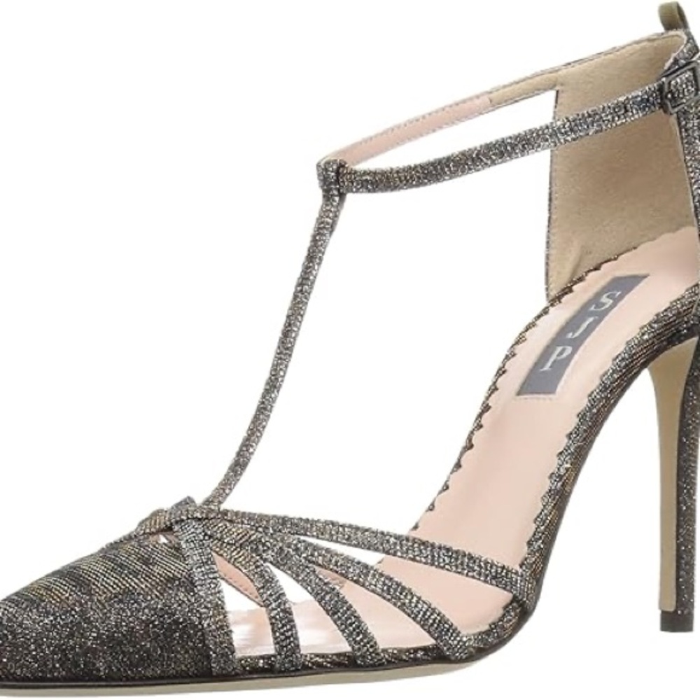NWT SJP by Sarah Jessica Parker Carrie Heels in signature Animal Print Glitter